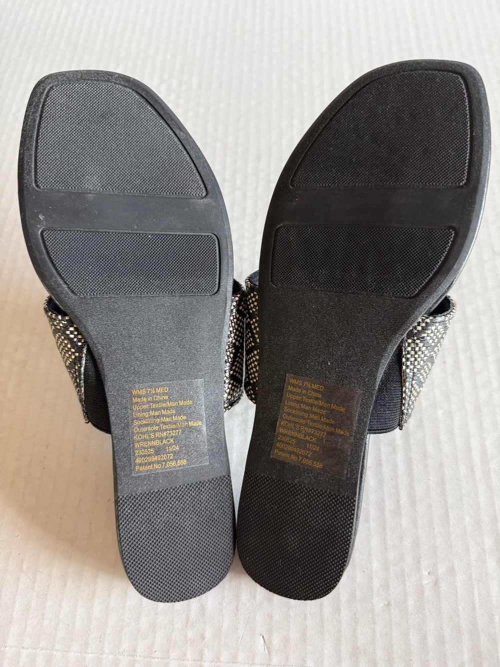NWOT Lauren Conrad Wren Thong Sandal - Picture 9 of 10